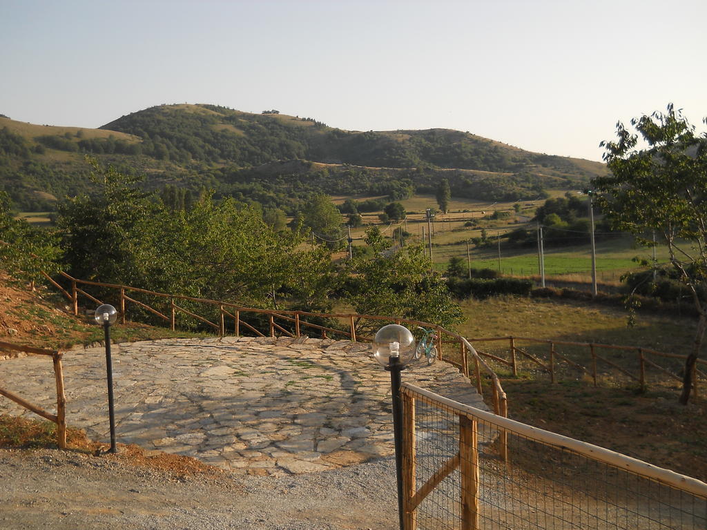 Azienda Agrituristica La Casetta Del Pollino Mormanno Exterior photo